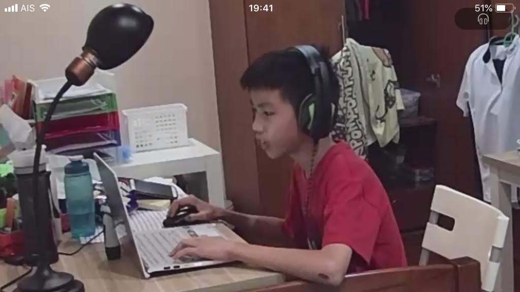 16 Feb 2019 - 02 อารพีส่งมาว่าโยดาเล่นเกมส์อีกแล้ว