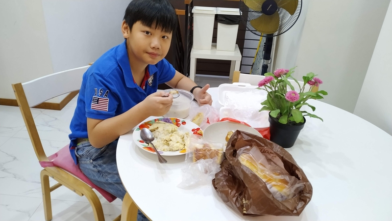 20 Feb 2019 01 มื้อเช้าวันไปสอบ